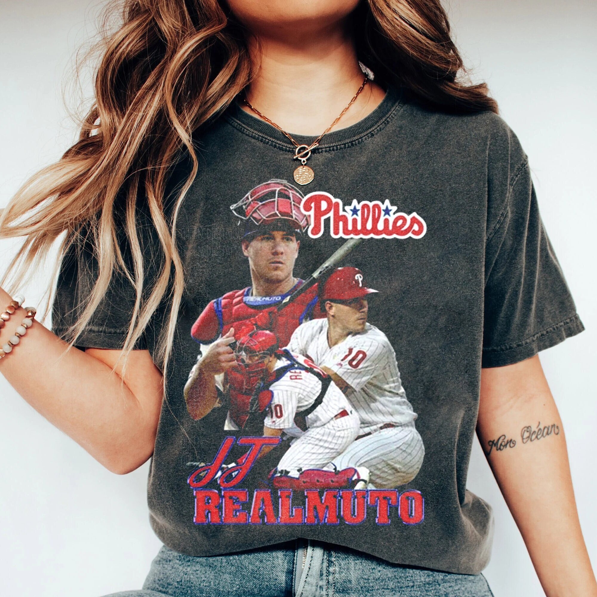 Philadelphia Phillies Women Small TShirt Red MLB J.T. Realmuto 10 Pullover 01143