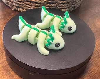 3D Printed Articulated Axolotl Tadpole Toy: Collectible Desk Decor