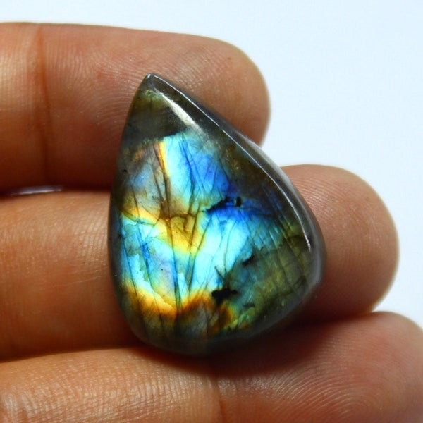 Flashy Labradorite Heart Reiki Crystal Gemstone - Rare Spiritual, Good Luck Stone - Heart Carved Labrodite Healing, Meditation. 32 ct #748