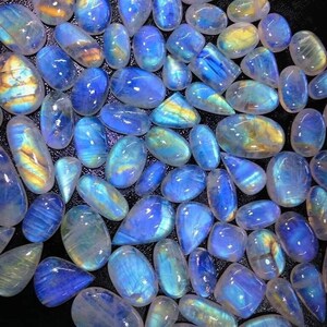 AAA Quality Rainbow Moonstone Cabs  Wholesale Rainbow Moonstone Cabochon Lot- Bulk Flashy Rainbow Moonstone Crystal lot - Smooth Flashy Cab