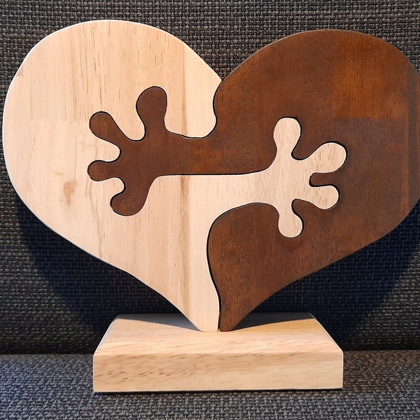 Scrollsaw pattern, wooden decoration heart, download, hands, puzzle, pdf file