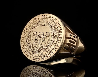 Gold Family Crest Signet Ring, Family Rings, Gold Signet Ring, Coat of Arms Ring, Family Crest Rings, Mens Gold Signet Rings, Crest Ring