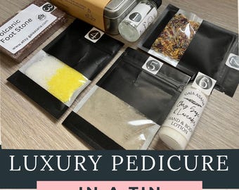 Foot Spa Gift Set Pedicure Kit Foot Soak Scrub Mask Pumice Stone Pedicure Set for Women Gift Box Birthday Gift Self Care Package Relaxing