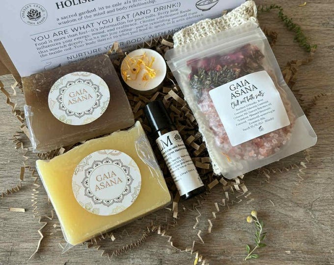 vegan bath time gift box spa gift for her handmade soap gift for wife birthday gift pamper gift bath hamper me time gift botanical bath salt