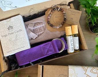 Wellness Gift Box Self-Care Package Yoga Set Aromatherapy Gift Birthday Present Mindfulness Kit Stress Relief Natural Eco-Friendly Yogi gift