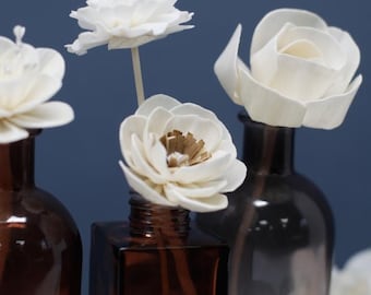 Wooden flower diffuser set Glass bottle choice Refillable home decor Blank refillable reed diffuser kit Sola wood flower No oil included