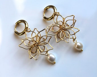 Boucles d'oreilles "Fleur en filigrane" avec perle d'eau douce