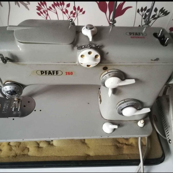 Máquina de coser alemana PFAFF 260