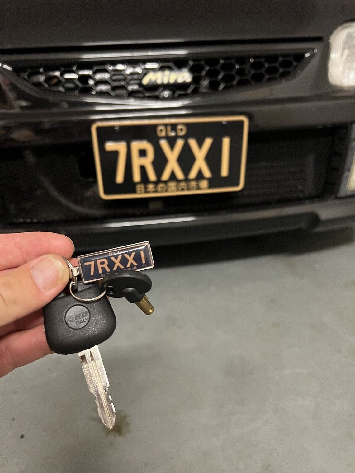 Number Plate Keyring With Name, Car Logo, Photo Personalised Keyrings