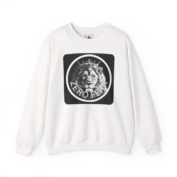 Zero Fear Lion Graphic Crewneck Sweatshirt, Motivational Apparel, Gift for Him/Her, Cozy Sweatshirt, Inspirational Clothing