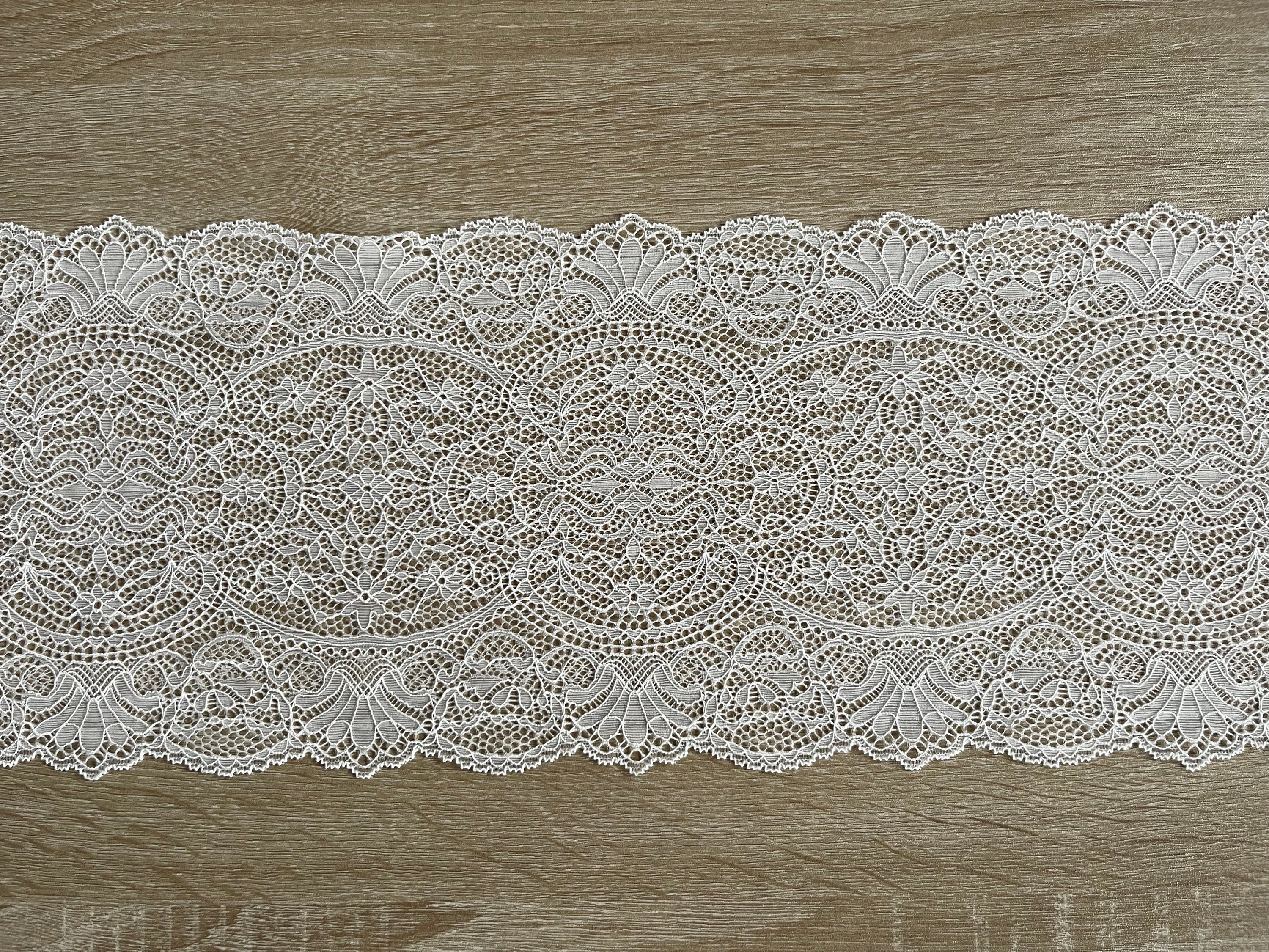 Ivory Galloon Stretch Lace - 2.50 (IV0212G02)