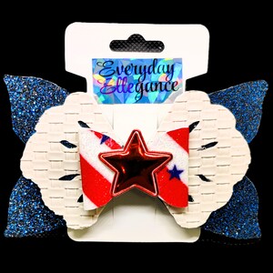 Glitter Mermaid Fins and Shells with Metallic Star Accent
