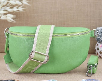 Hellgrüne Bauchtasche Leder mit 2 Riemen für Damen, Leder Umhängetasche, Crossbody Bag mit verschiedenen Größen, Geschenk Schultertasche