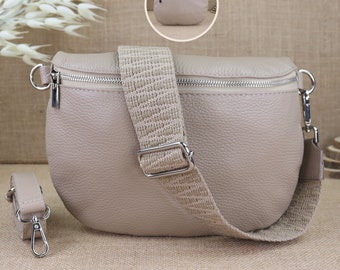 Beige leather fanny pack for women with 2 straps and silver zipper, leather shoulder bag, crossbody bag with patterned straps