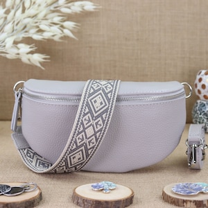 Frauen Hellgrau Leder Bauchtasche mit breitem Riemen, Leder Schultertasche, Crossbody Bag, Umhängetasche in verschiedenen Farben und Größen