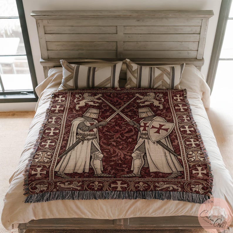 Knights Templar blanket, medieval throw blanket, renaissance home decor, gothic tapestry blanket, vintage knight design, warrior bedspread