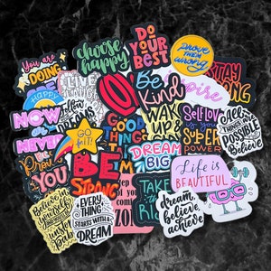 Paquete de 27 pegatinas de vinilo con palabras motivacionales, regalo de palabras de aliento, acabado mate, computadoras portátiles, álbumes de recortes, planificador, estuche para teléfono, impermeable