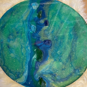 Round Resin Abstract Wall Art (15” diameter)