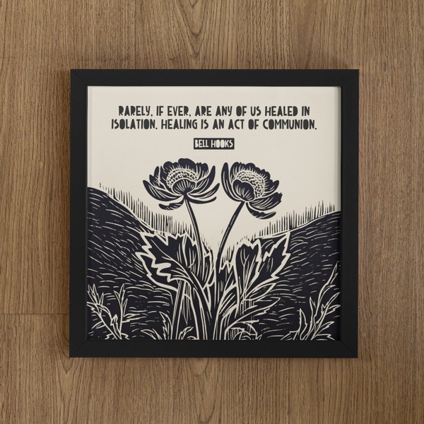 Genezing is een daad van communie, citaat belhaken, belhakenafdruk, linostijl, citaat heler, genezerkunst, bloemenprint, samen groeien we