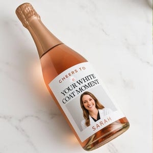Etichetta per vino con foto personalizzata per infermieri - Regalo personalizzato per cerimonia di laurea o per festeggiare il primo lavoro