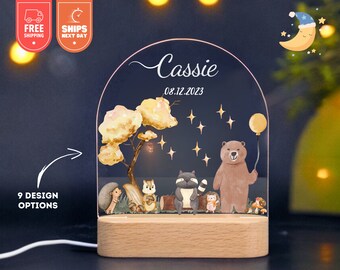 Luce notturna con nome personalizzato / Regalo personalizzato per bambino / luce notturna per bambino / regalo di luce sul comodino della camera da letto del ragazzo / Orso, Procione, scoiattolo