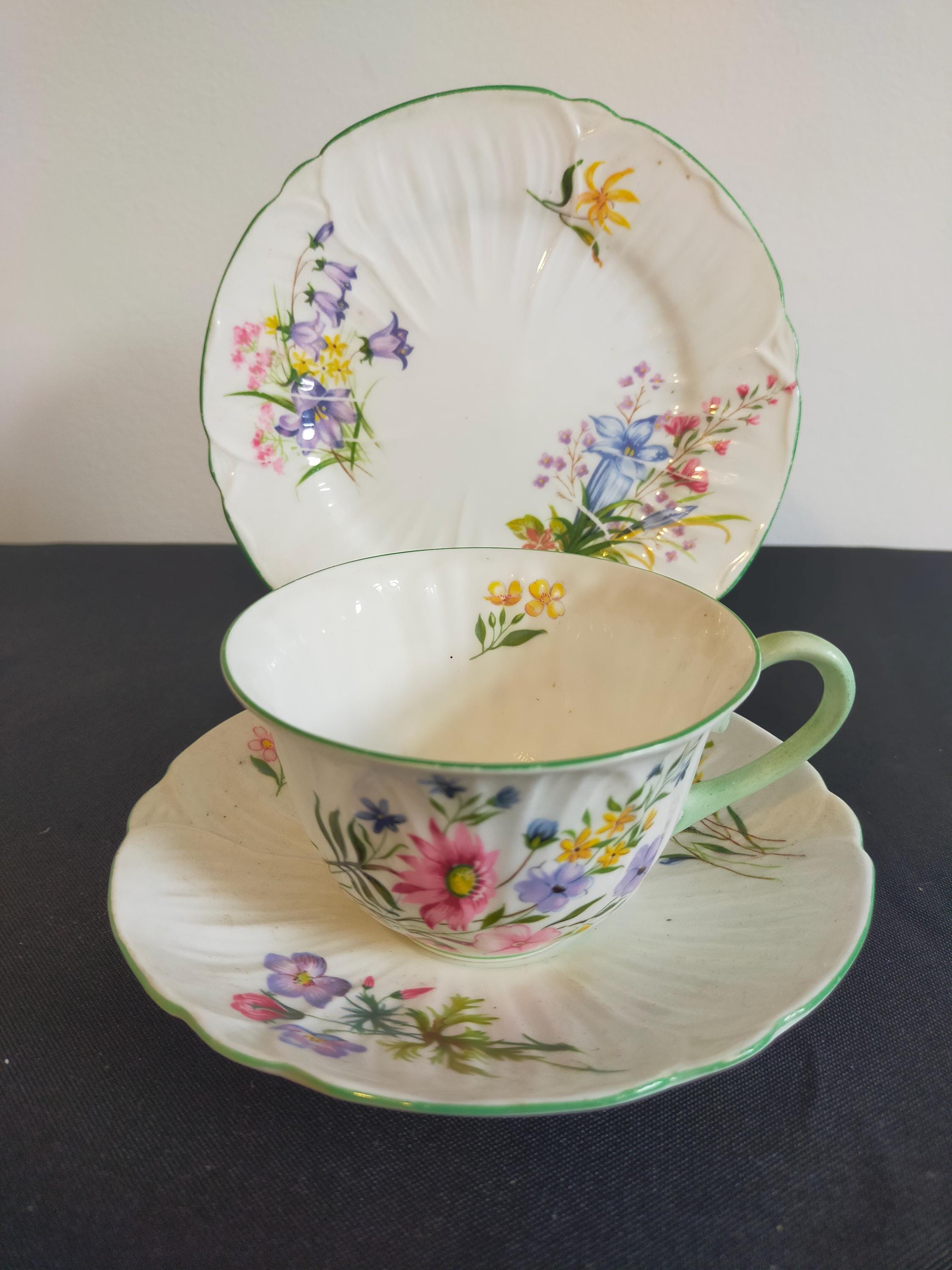 ワイルマン②◆ トリオ ◆レア ピンク シェリー デイジーシェイプ ティーカップ ワイルマン②◇ トリオ ◇レア ピンク シェリー デイジーシェイプ