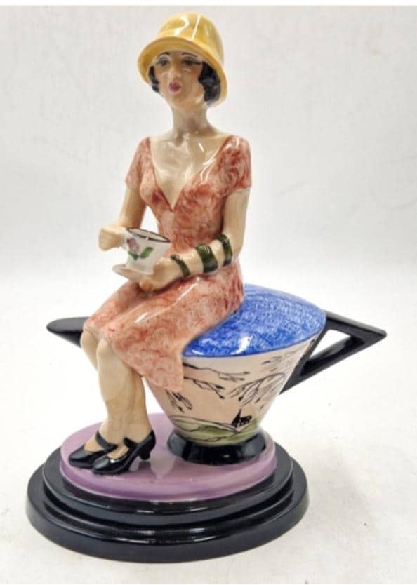 ペギー・デイヴィス作「スージー・クーパー」アールデコ調フィギュア