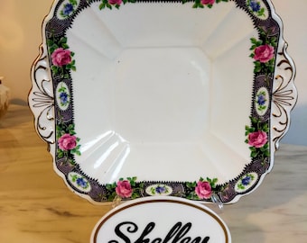 ヴィンテージ シェリー ケーキプレート：ワイルドフラワー柄、シェル型