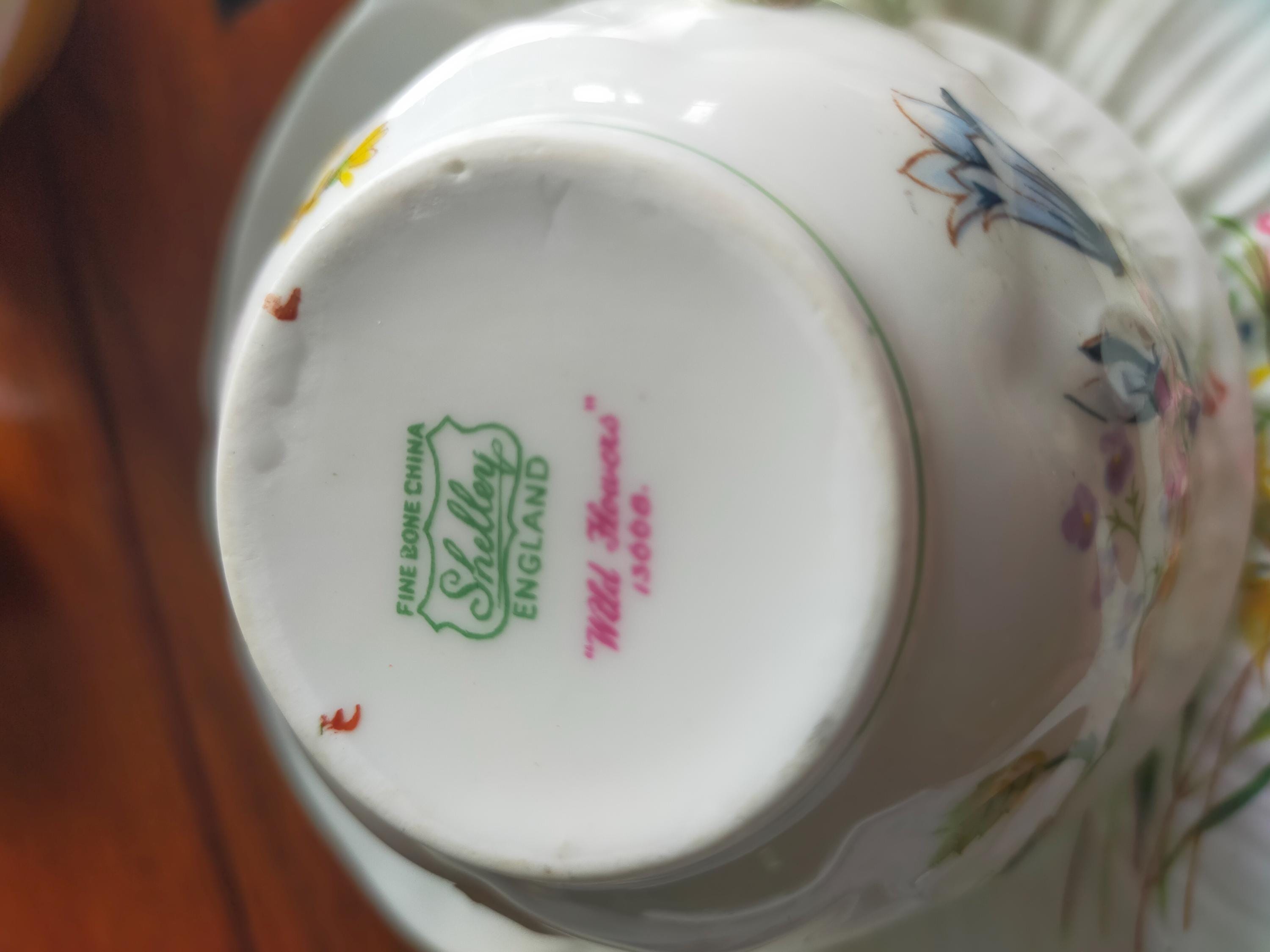 シェリー ワイルドフラワー ティーカップ トリオ オレアンダー