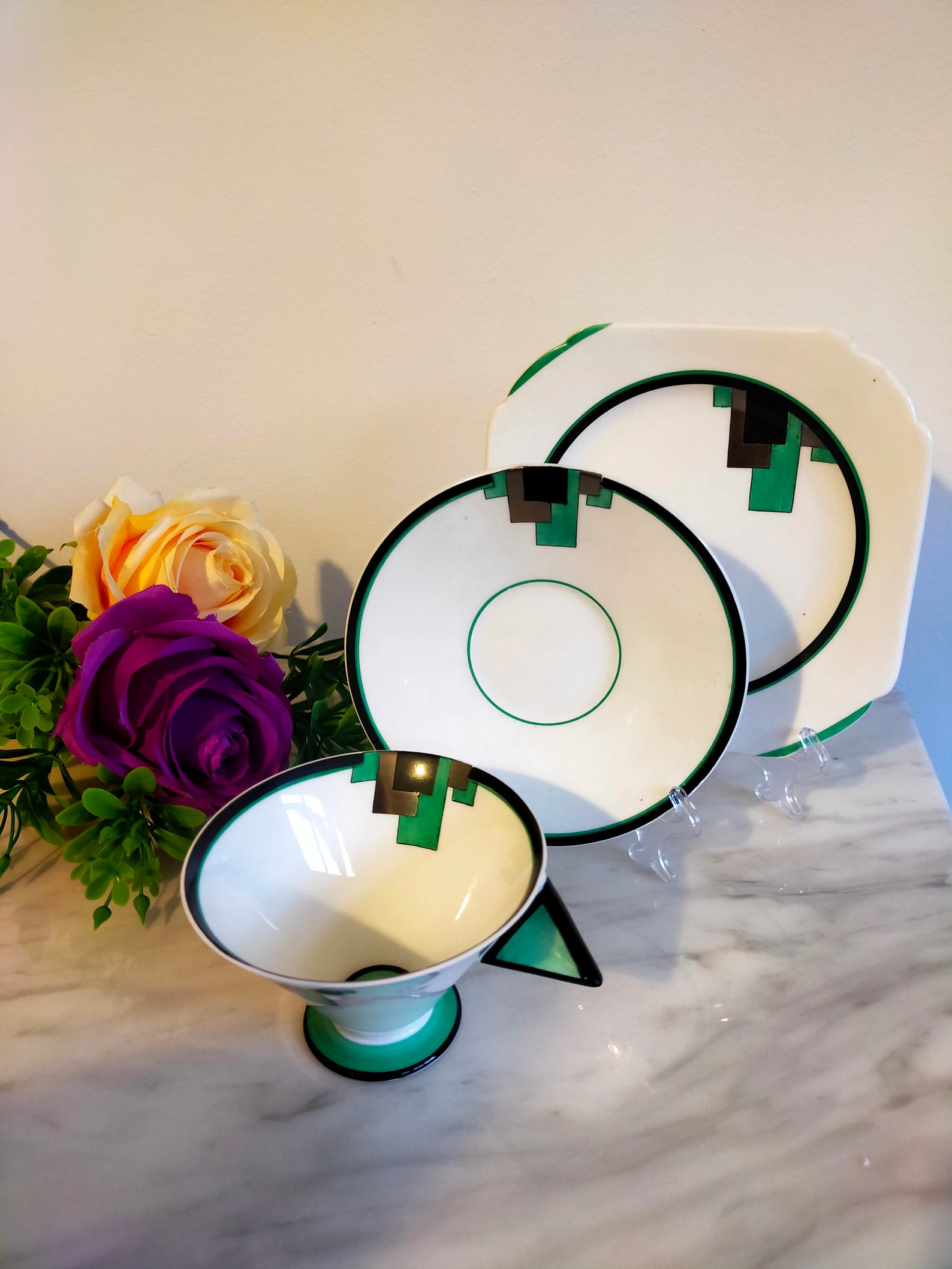 Shelley Vogue Shape Green Blocks Pattern Teacup Trio Excellent ...