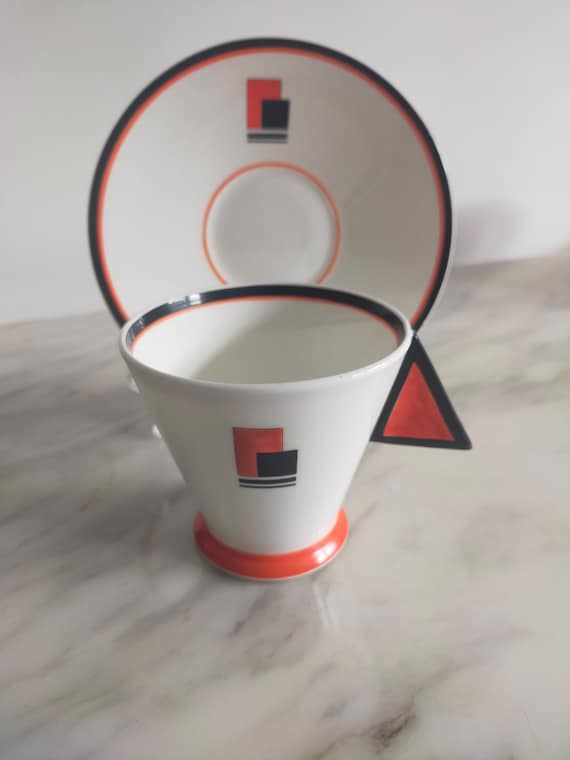 Shelley Mode Teacup and Saucer Red Blocks Pattern Eric Slater