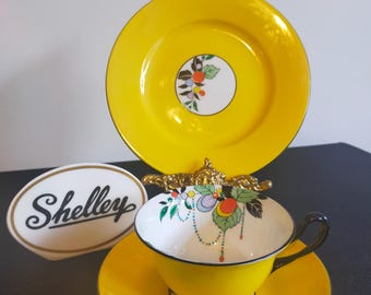 Shelley Teacup Trio w kształcie Mintona, wzór nr 11441, ok. 1920 r.