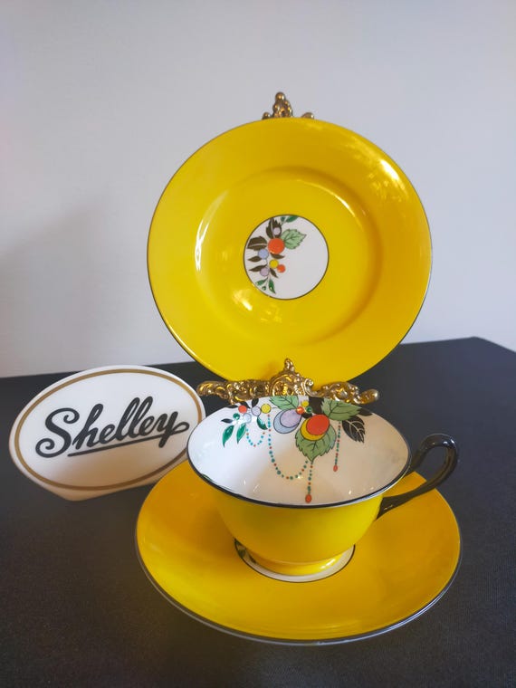 Shelley (ハンド＆シェープ)カップ&ソーサー、プレート　トリオ Shelley (ハンド＆シェープ)カップ&ソーサー、プレート トリオ Shelley