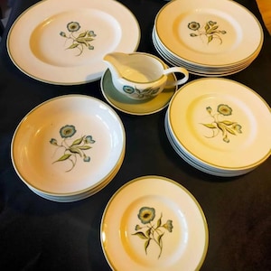 Wedgewood Dinner service Susie Cooper design vintage dinner service