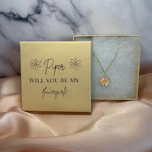 Benutzerdefinierte Blumenmädchen Vorschlag Box + Halskette, personalisierte Schmuck Andenken Geschenk, Laser gravierte Reise Schmuckschatulle Einzigartige Brautgeschenke