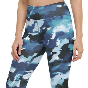 Yoga capri leggings blue print yoga capris, capri pants, yoga pants, yoga wear, workout pants, capri leggings, cropped pants, yoga tights