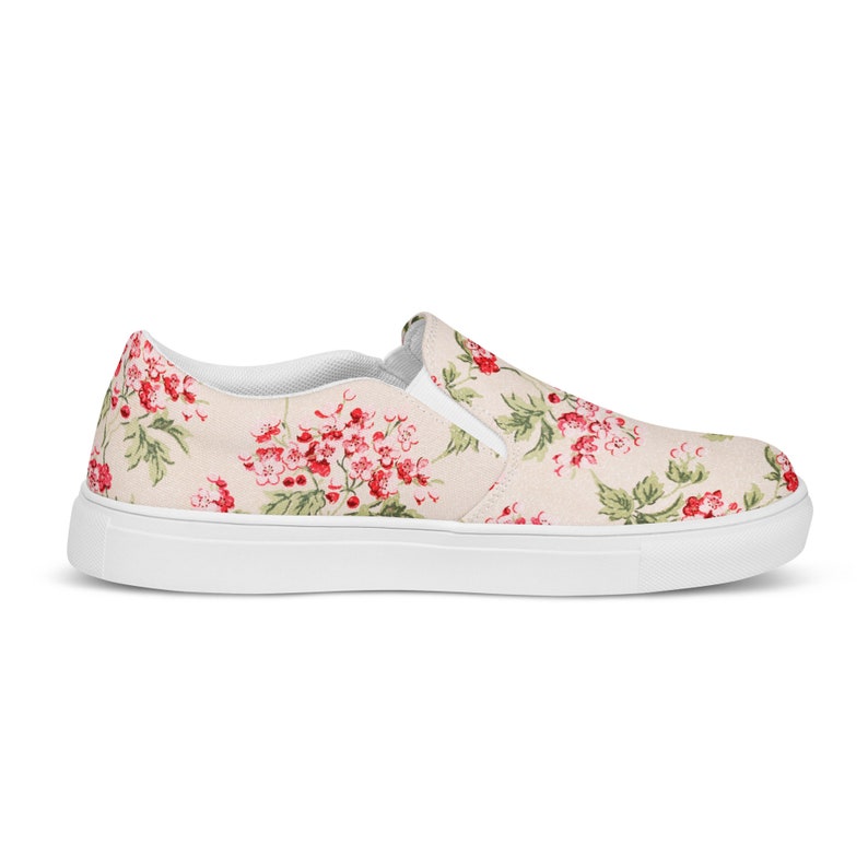 Pink floral women’s slip-on canvas shoes
