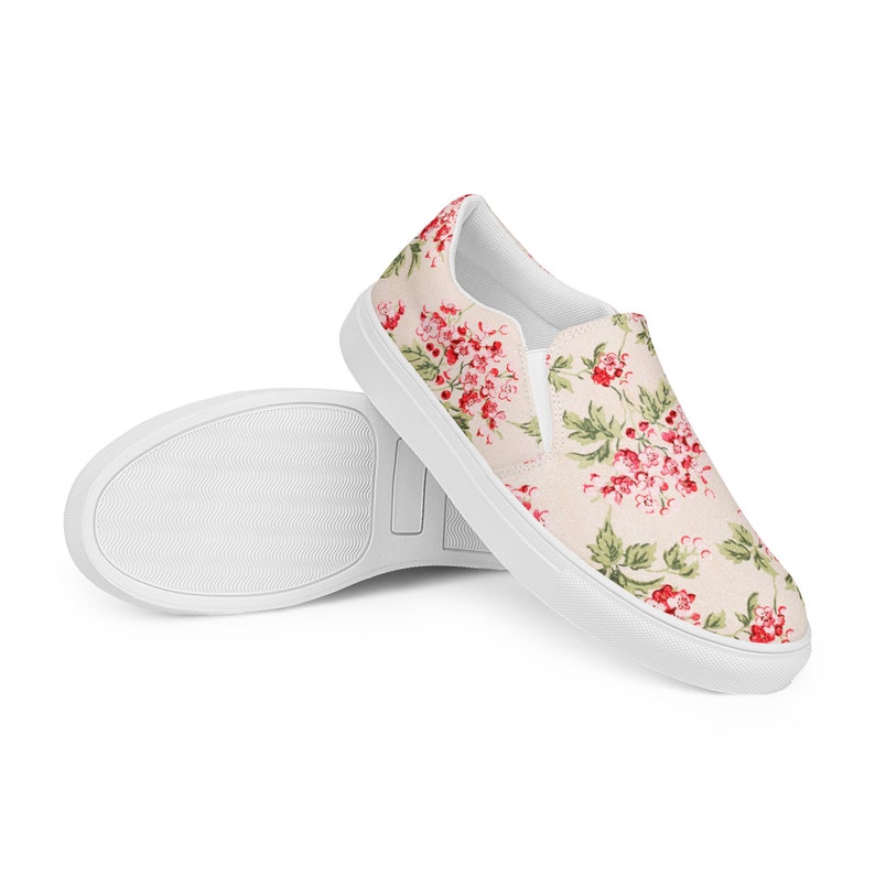 Pink floral women’s slip-on canvas shoes
