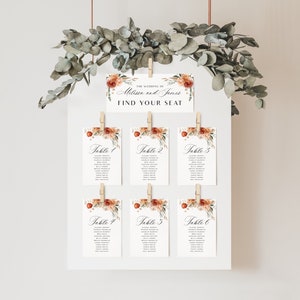 Boho Terrakotta Hochzeit Sitzplan, Kalligraphie druckbare Karten, moderner rustikaler Tisch Sitzplan, grün bearbeitbare Hängekarte, PDT012
