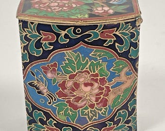 Vintage Cloisonné Style Porcelain Trinket Box – Floral Butterfly Design – Aqua Interior – Asian Inspired Decor
