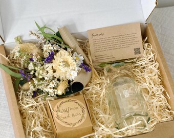 Dried Flower Gift Box, Posy Vase Set. Birthday, housewarming Present