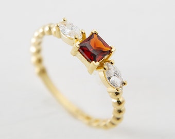 14K Garnet Engagement Ring, Princess Cut Garnet Ring, Dainty Red Ring Solid Gold, Wedding Proposal Ring Women, Gift for Her