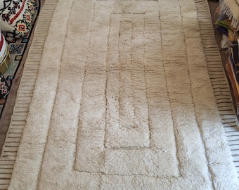 Contemporary M'rirt Luxury Berber Rug