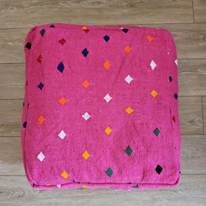 handmade Pink berber kilim POUF with Multi-Colored Big Dots | 60x60x20cm | Wool | Boho Chic Style, Stylish Home Décor | Perfect for Any Room