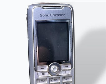 Sony Ericsson K700: Y2K Era Cell Phone Collectible (Untested)