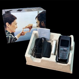 Nokia 6220 Vintage Cell Phone: Unused Condition in Original Box