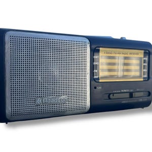 Vintage Roadson 4-Band Radio – FM/MW/SW1/SW2 – 1970s/80s Portable Radio – Rare Working Collectible