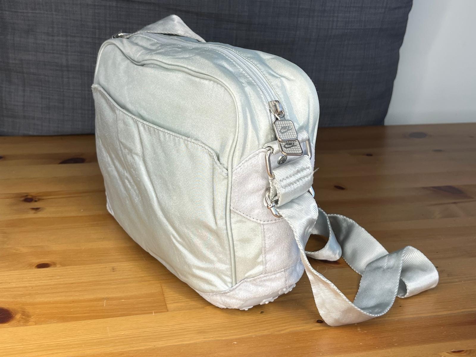 Vintage Y2K NIKE Crossbody Sling Backpack One Shoulder Bag