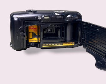 kodak kb 10 35mm point shoot film camera