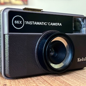 Kodak Instamatic 66X Filmkamera | 126 mm Point & Shoot | 1970er Jahre Retro Kamera | Funktionsfähiger Zustand
